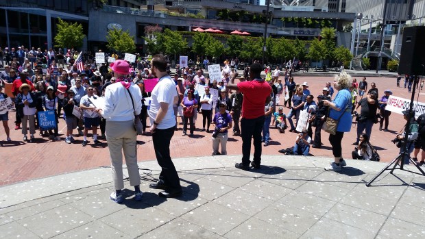 Many gather in downtown LA to call for Trump's impeachment