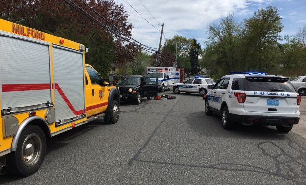 1 dead, 1 wounded in stabbing outside home in Milford