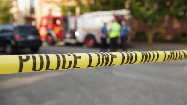 2 canoers find man's body in Taunton River