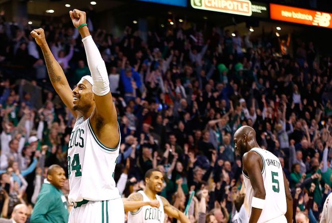 Former Syracuse player Andrew White inks deal with the Boston Celtics Former Syracuse player Andrew White inks deal with the Boston Celtics