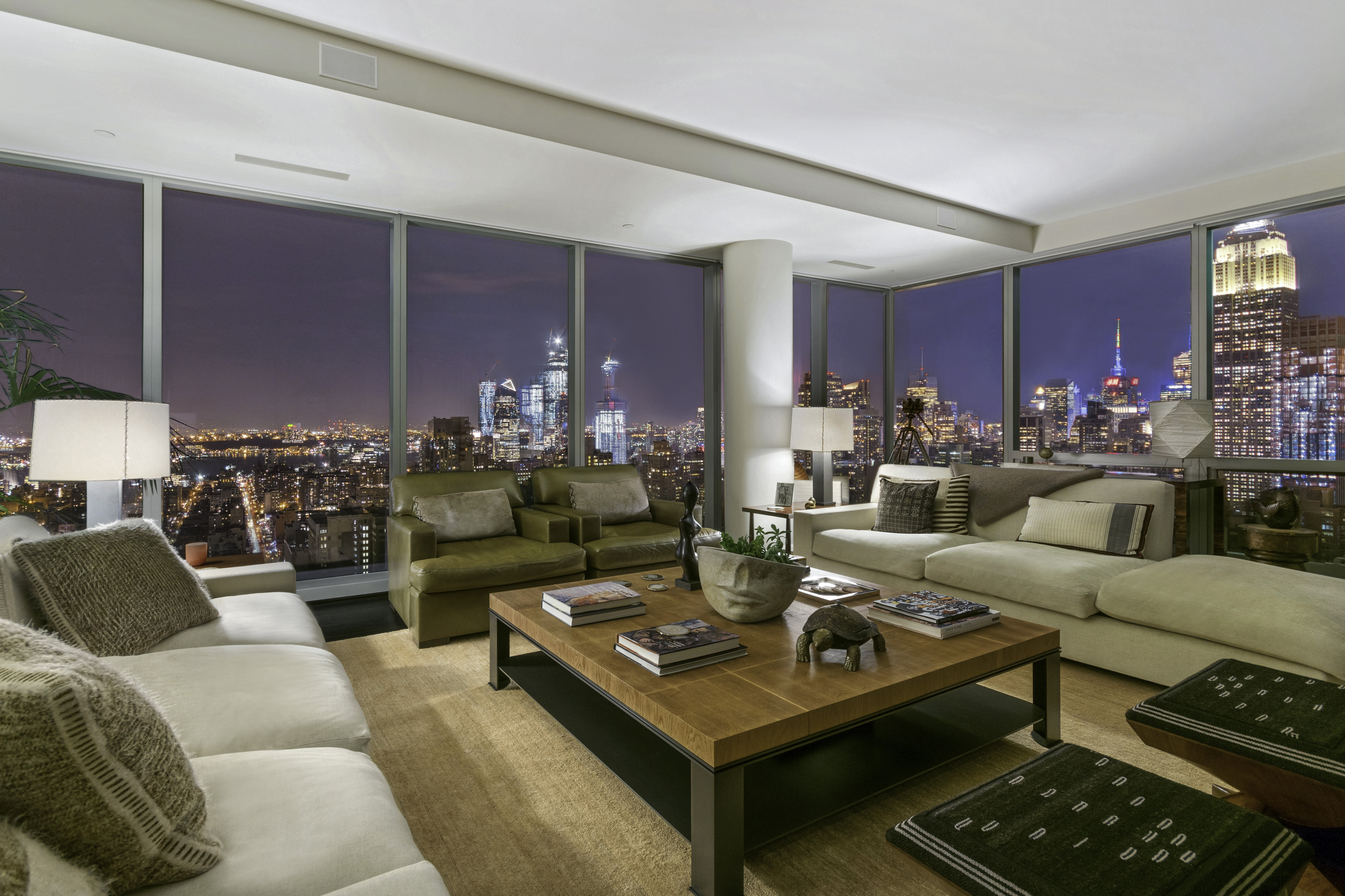 See Inside Tom Brady Gisele Bundchen Selling Nyc Apartment