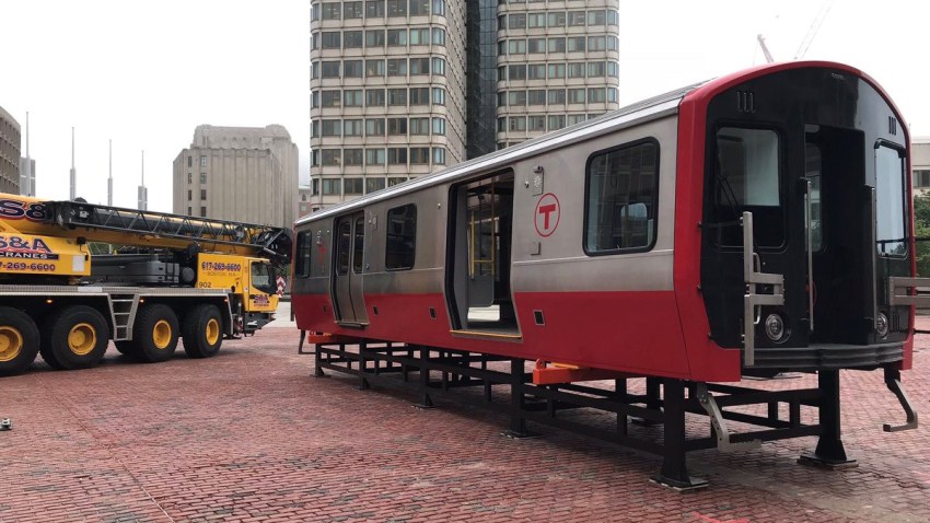 081418 red line mock up mbta