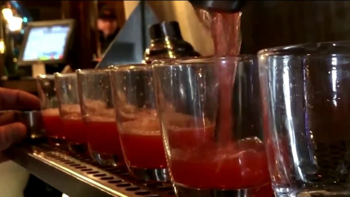 Bars and Restaurants Push for Right to Sell Cocktails to Go NBC Boston