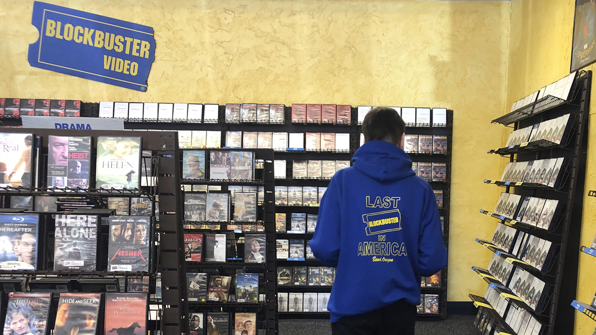 inside-the-world-s-last-blockbuster-we-didn-t-want-to-give-in-nbc