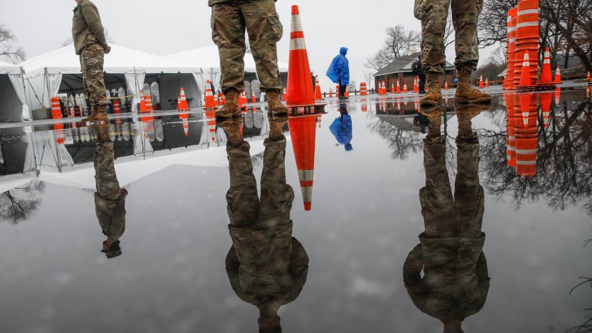 AP Photo/John Minchillo