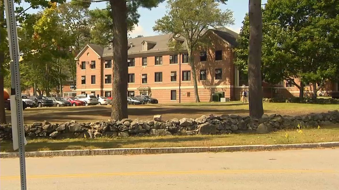 Bedford VA Hospital Offers COVID Vaccinination Appointments to Veterans