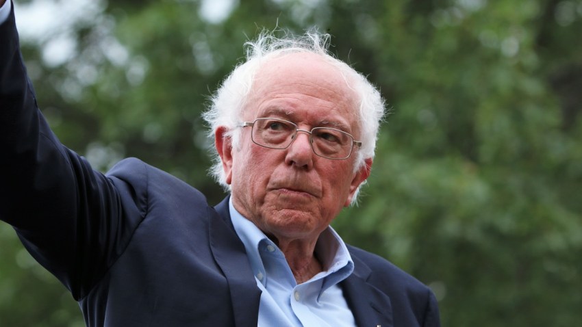 Bernie_Sanders_shutterstock_1511546633