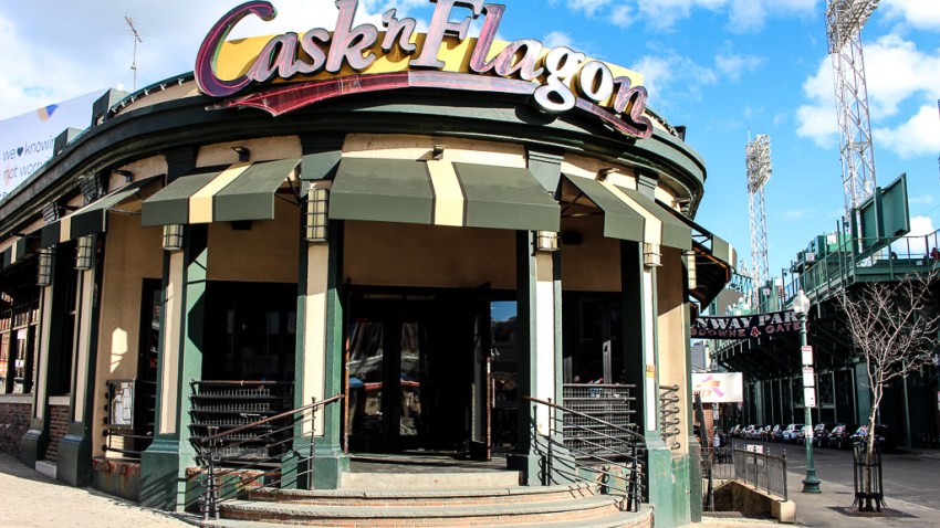 Cask _n Flagon Fenway - Exterior (2)