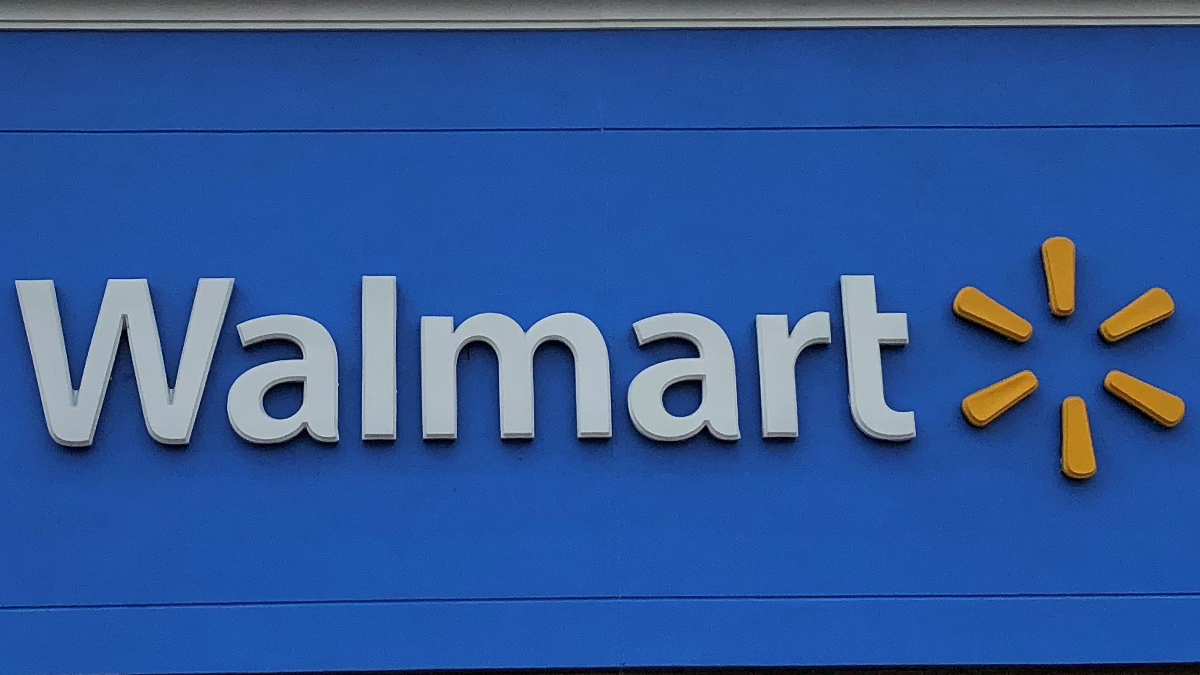 23 workers test positive for COVID-19 at Walmart in Worcester 