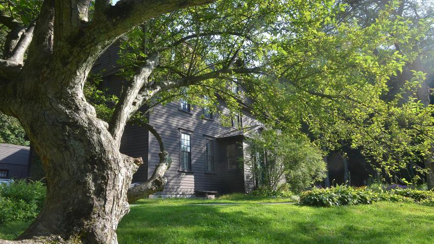 Louisa May Alcott Orchard House FB Page
