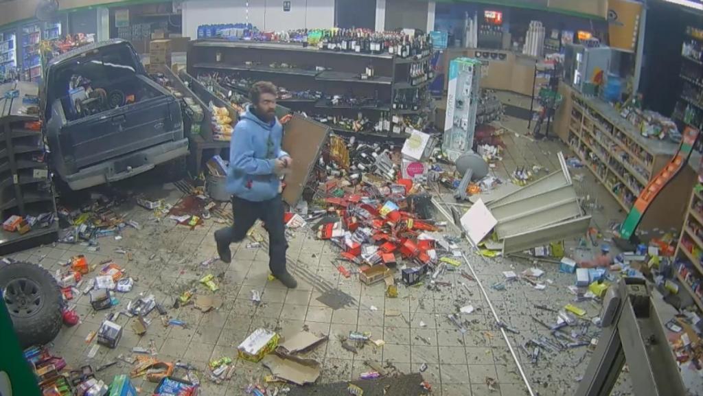 https www nbcboston com news local 103019 weather forecast 11pm necn 1959376 https media nbcboston com 2019 09 103019 weather forecast 11pm jpg fit 788 2c443 forecast occasional showers lead into wet windy halloween forecast