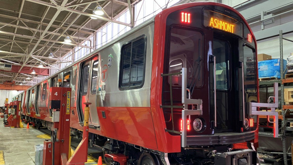 New MBTA Red Line Cars Debut for First Time Since 1994 – NBC Boston