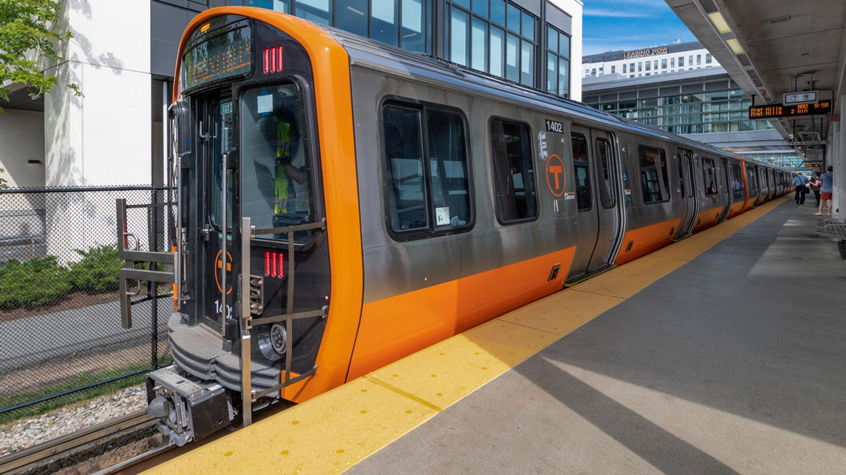 New Orange Line Trains Temporarily Taken Out Of Service – NBC Boston