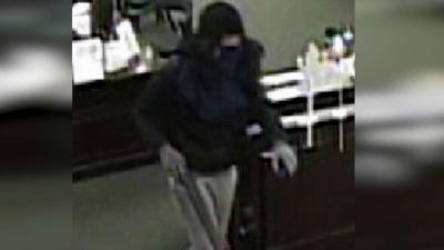 Police Searching For Bank Robbery Suspect In Manchester Nbc Boston