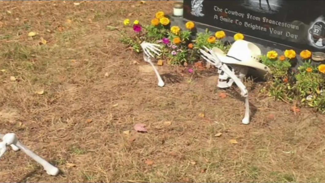 Son S Grave Decorations Thrown Away At Nh Cemetery Nbc Boston
