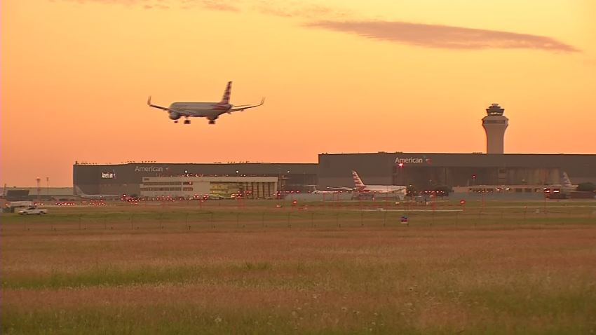 american airlines plane dfw