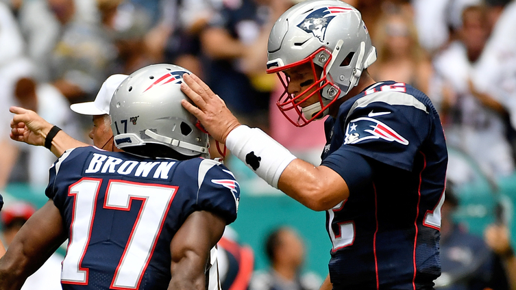 Former Patriot Antonio Brown And Brady S Buccaneers Agree To Deal Report Nbc Boston