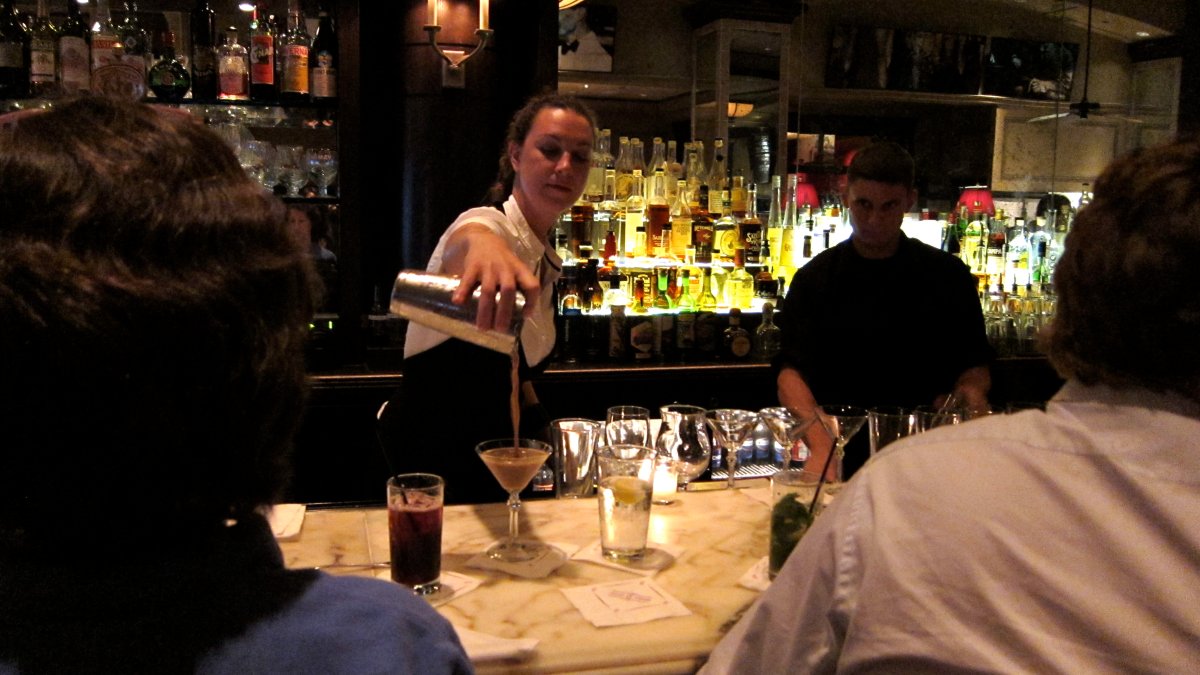 Boston Bars Still Shuttered Struggle to Stay in Business NBC Boston