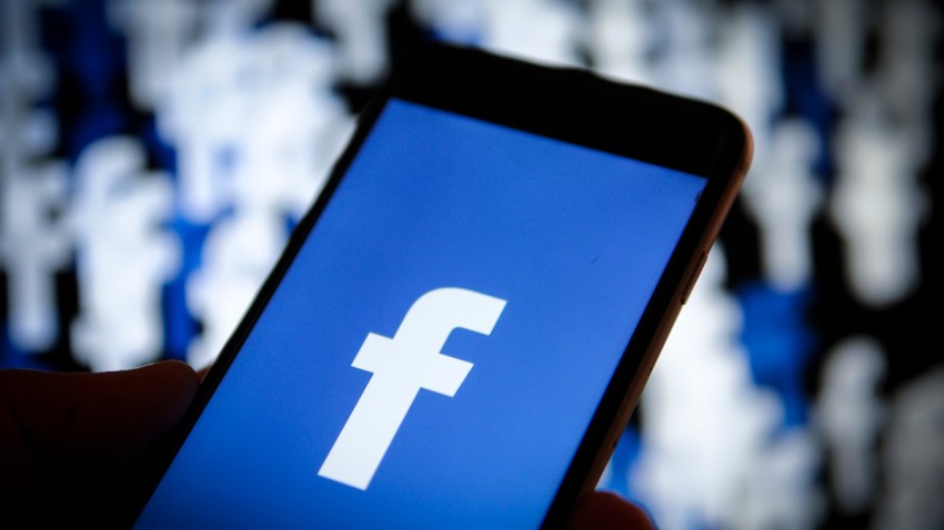 Apple, Facebook App