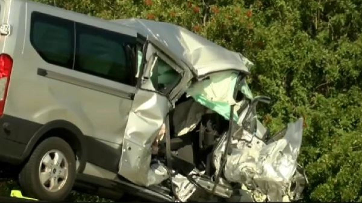 Holy Cross Rowing Coach Retires After Deadly Van Crash NBC Boston