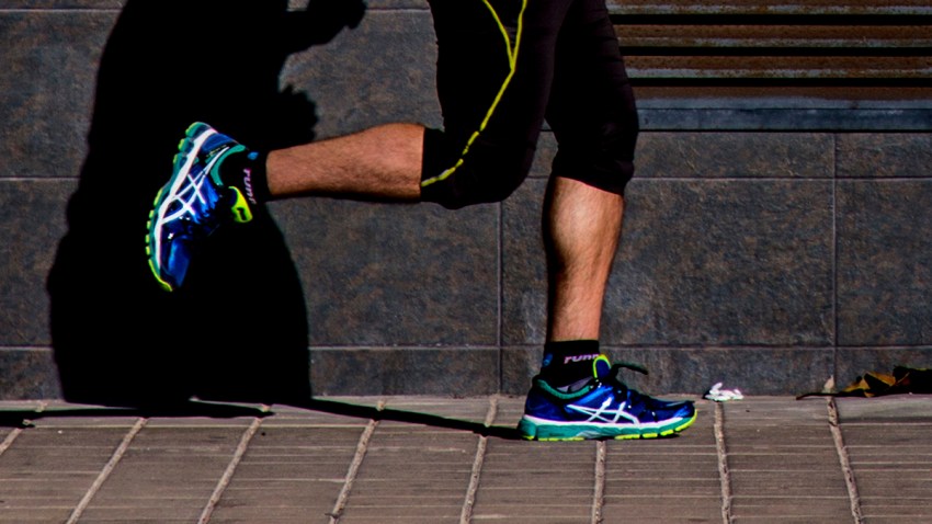 jogging feet generic