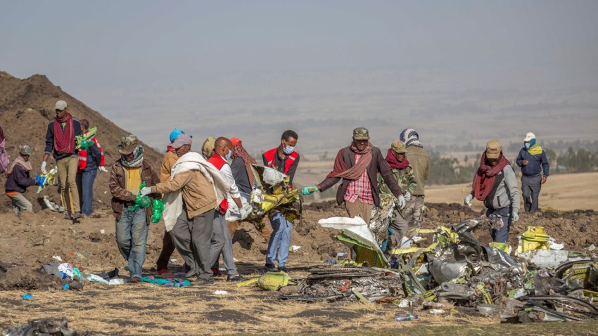 APTOPIX Ethiopia Plane Crash