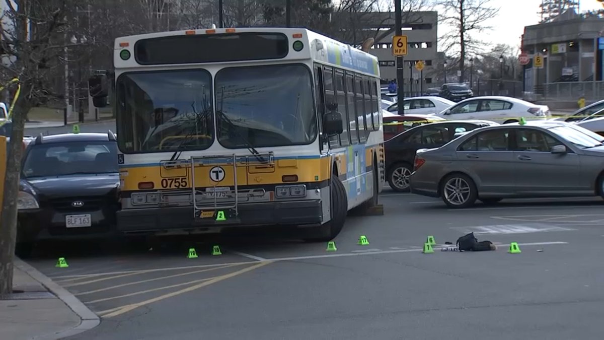 MBTA Employee Killed in ‘Tragic Accident’ Involving Bus in Quincy – NBC ...