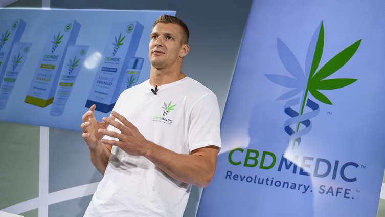 rob_gronkowski_cbd