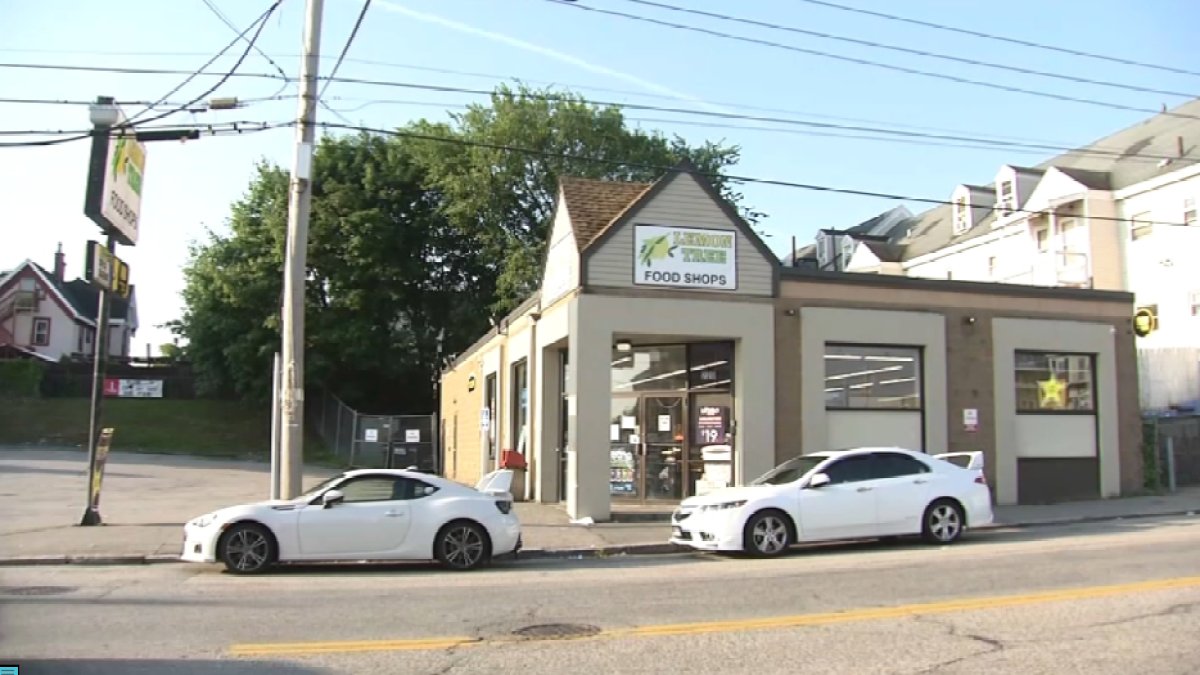 Man Stabbed to Death in Lowell – NBC Boston