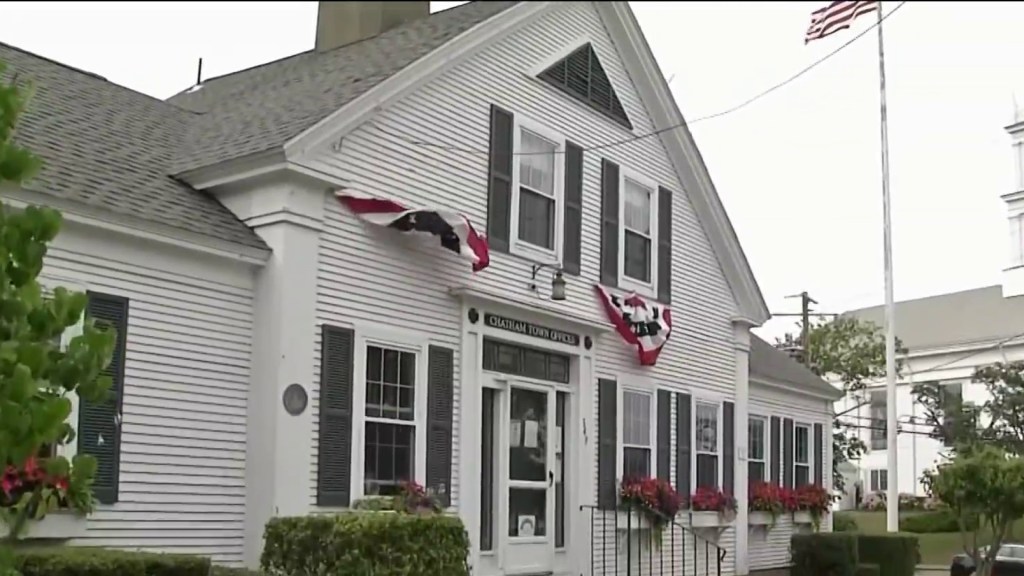 Covid 19 Testing Offered For People Linked To Cape Cluster Nbc Boston