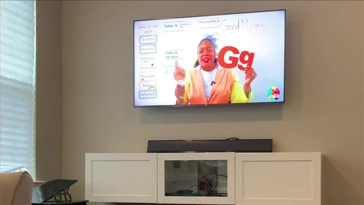 YouTube Star Monica J Sutton Hosts ‘Circle Time’ NBC Boston