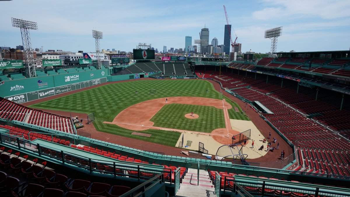 Here's a look inside the mass vaccination center opening at Fenway Park on  Monday - The Boston Globe