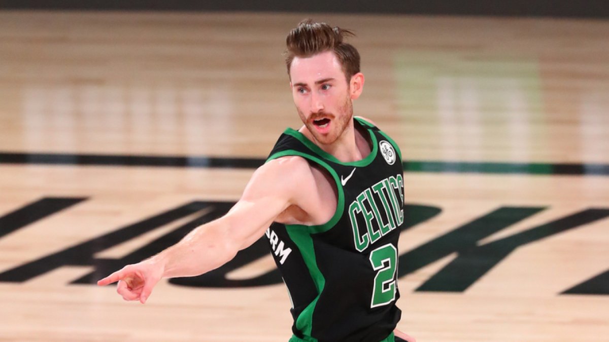 Celtics' Gordon Hayward suffers horrific ankle injury in season