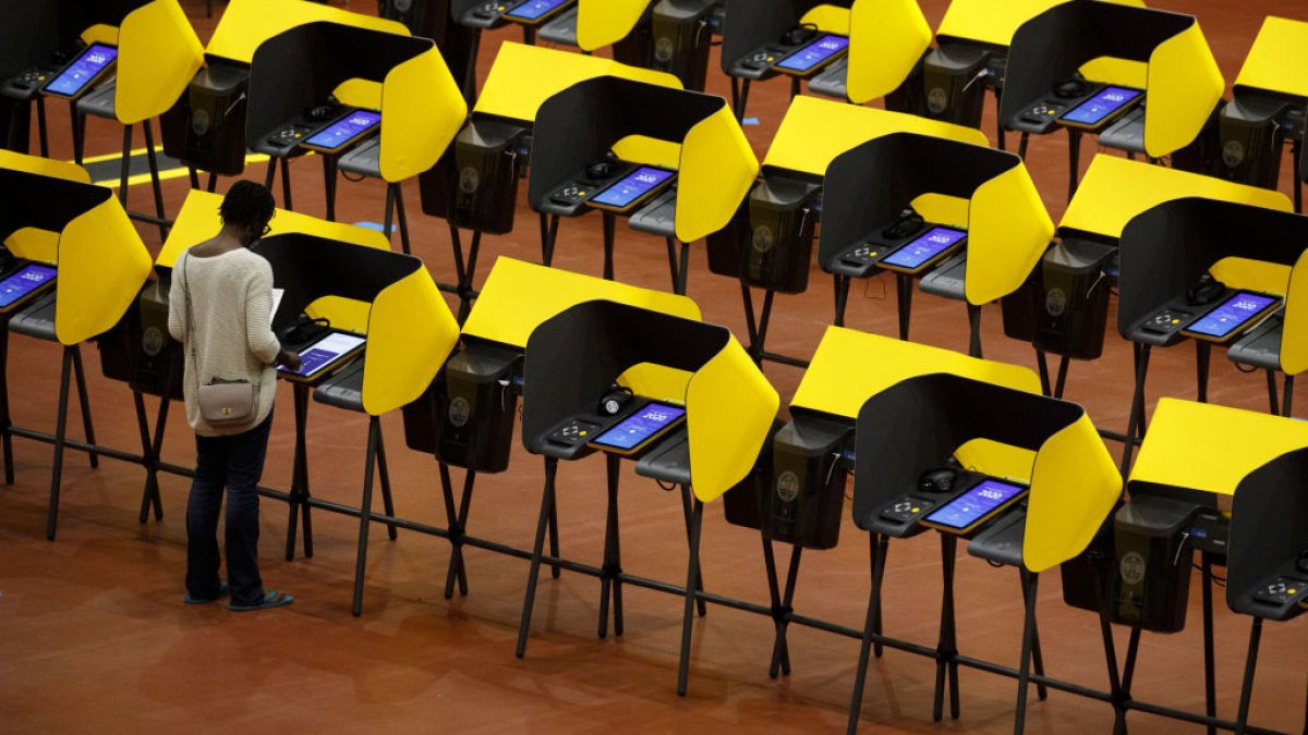 ofer winter election