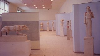 New sculpture gallery at Acropolis Museu