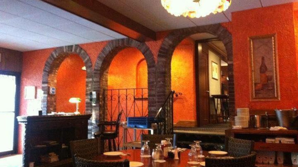 Jeveli’s, Oldest Italian Restaurant in Boston, Goes on the Auction