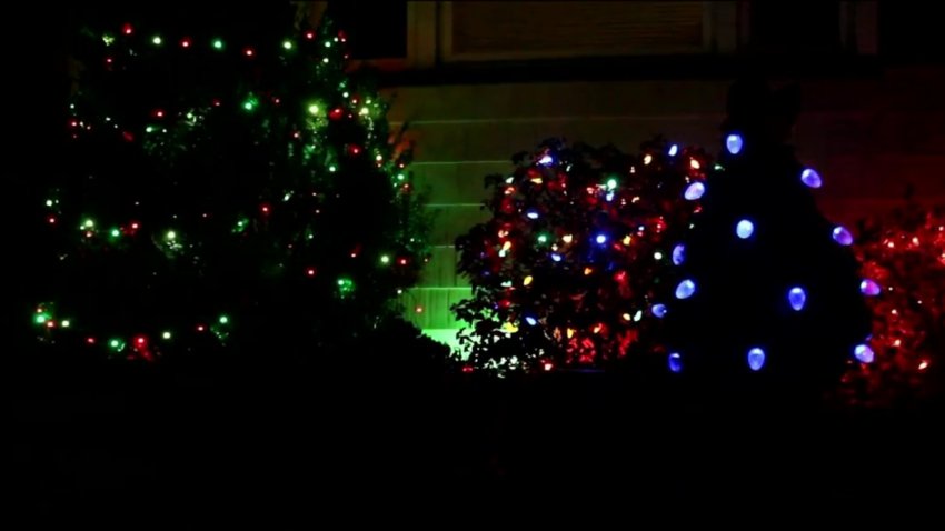 How Smart Plugs Can Hack Your Holiday Lights