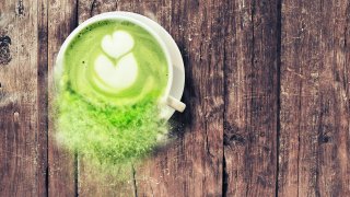 explosion of Green tea milk latte art
