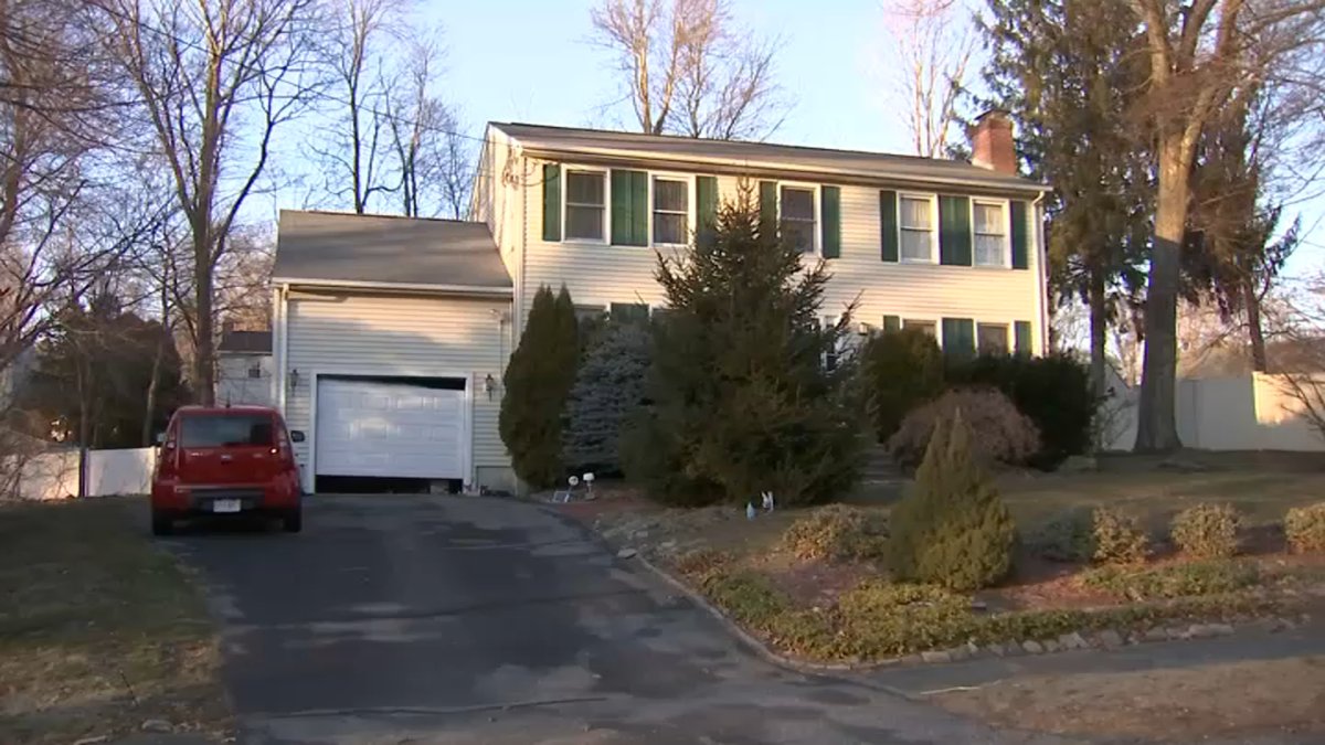 Deaths of Woman, 12YearOld Daughter Under Investigation in Shrewsbury