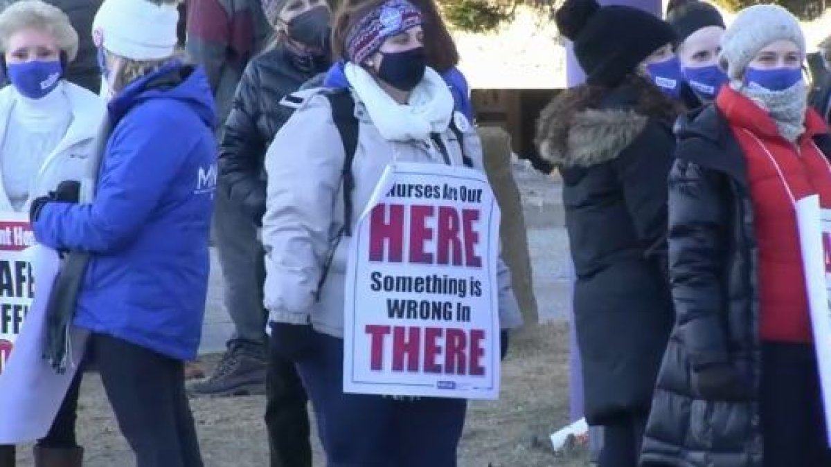 St. Vincent Hospital Worcester MA Hundreds of Nurses Strike, Citing Dangerous Conditions NBC