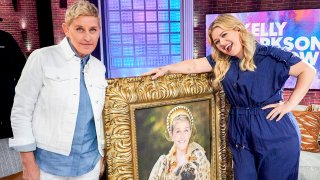 (l-r) Ellen Degeneres, Kelly Clarkson.