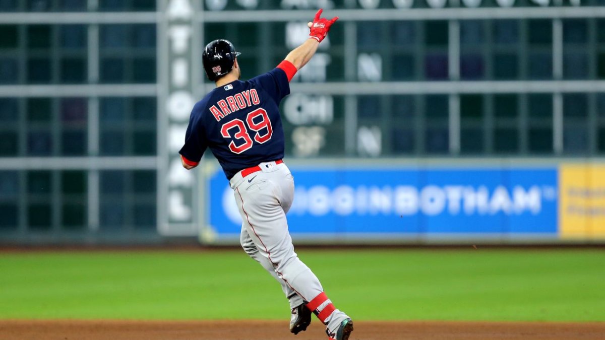 Red Sox notes: Second base now belongs to Christian Arroyo, former