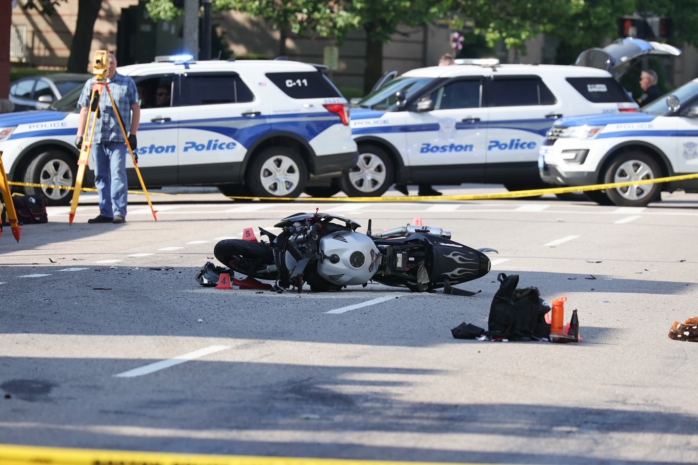 Dorchester Crash: At Least 1 Person Seriously Injured In Motorcycle ...