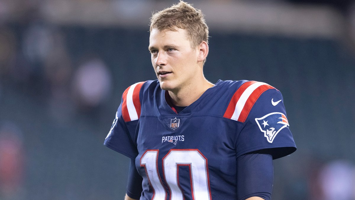 Mac Jones gaining momentum as eventual Patriots starting QB per New England  media