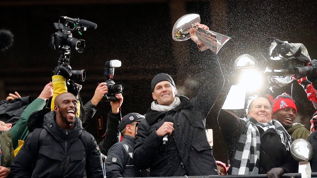 Tom Brady rolled up to the Buccaneers' Super Bowl parade in his