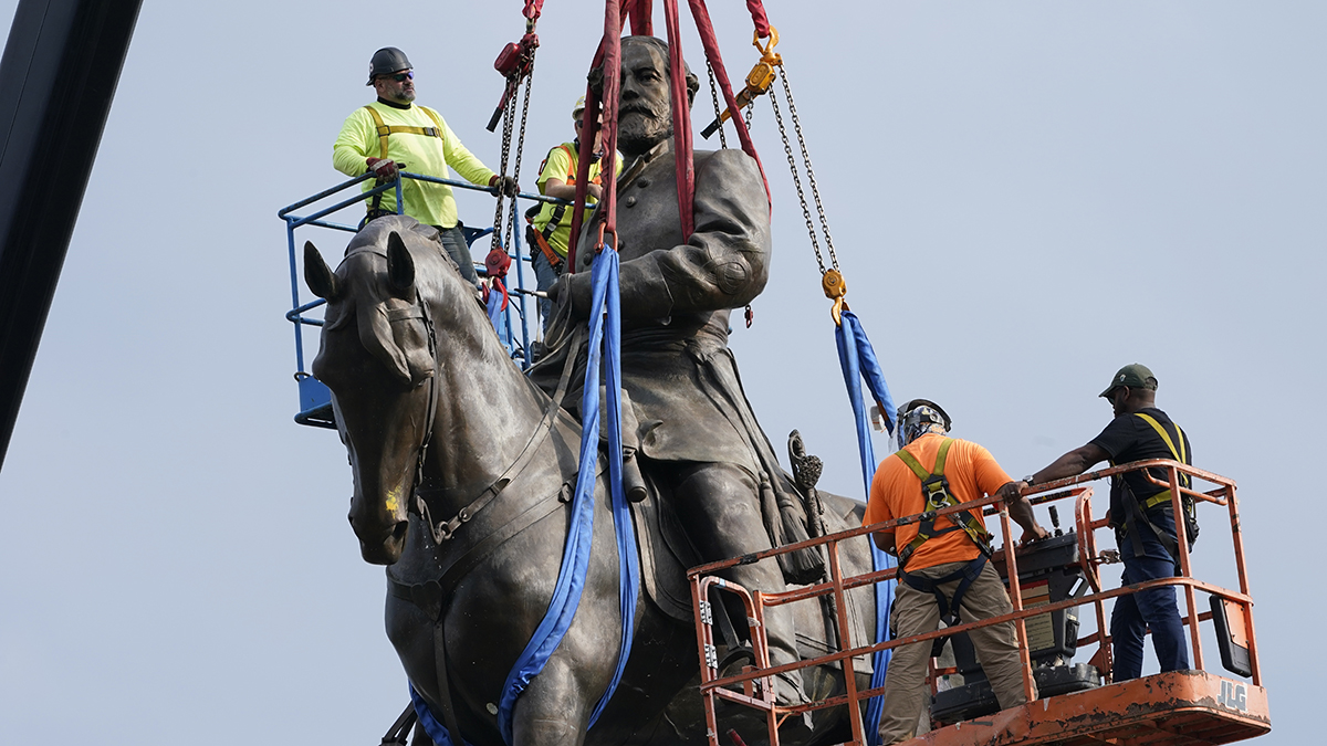 Statue of Confederate Robert E. Lee Taken Down in Virginia NBC Boston