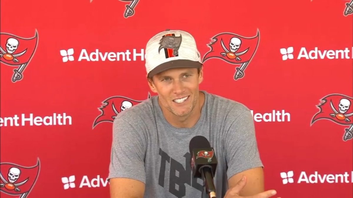 tampa bay buccaneers tom brady press conference