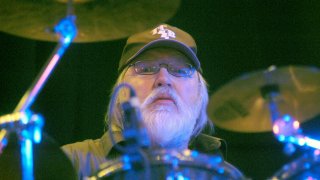 Ronnie Tutt Drummer