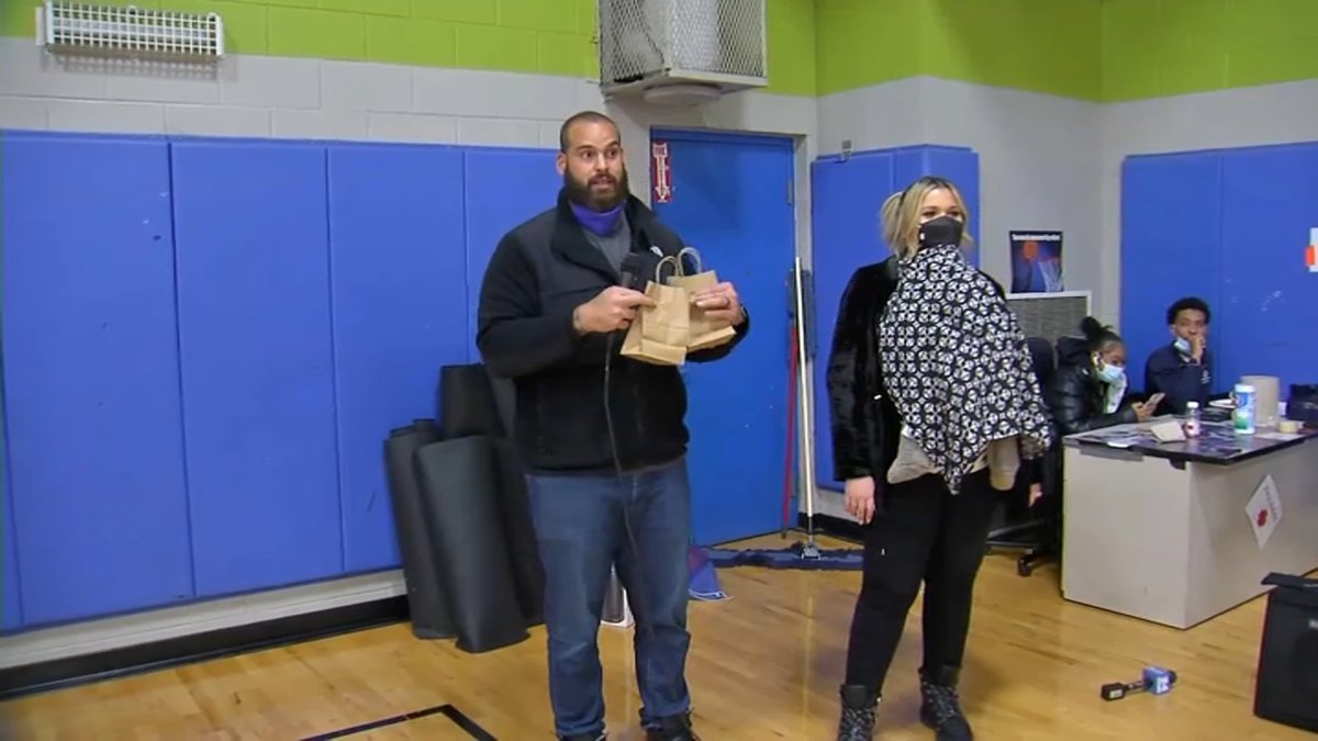 Patriots DT Lawrence Guy Surprises Underprivileged Moms on