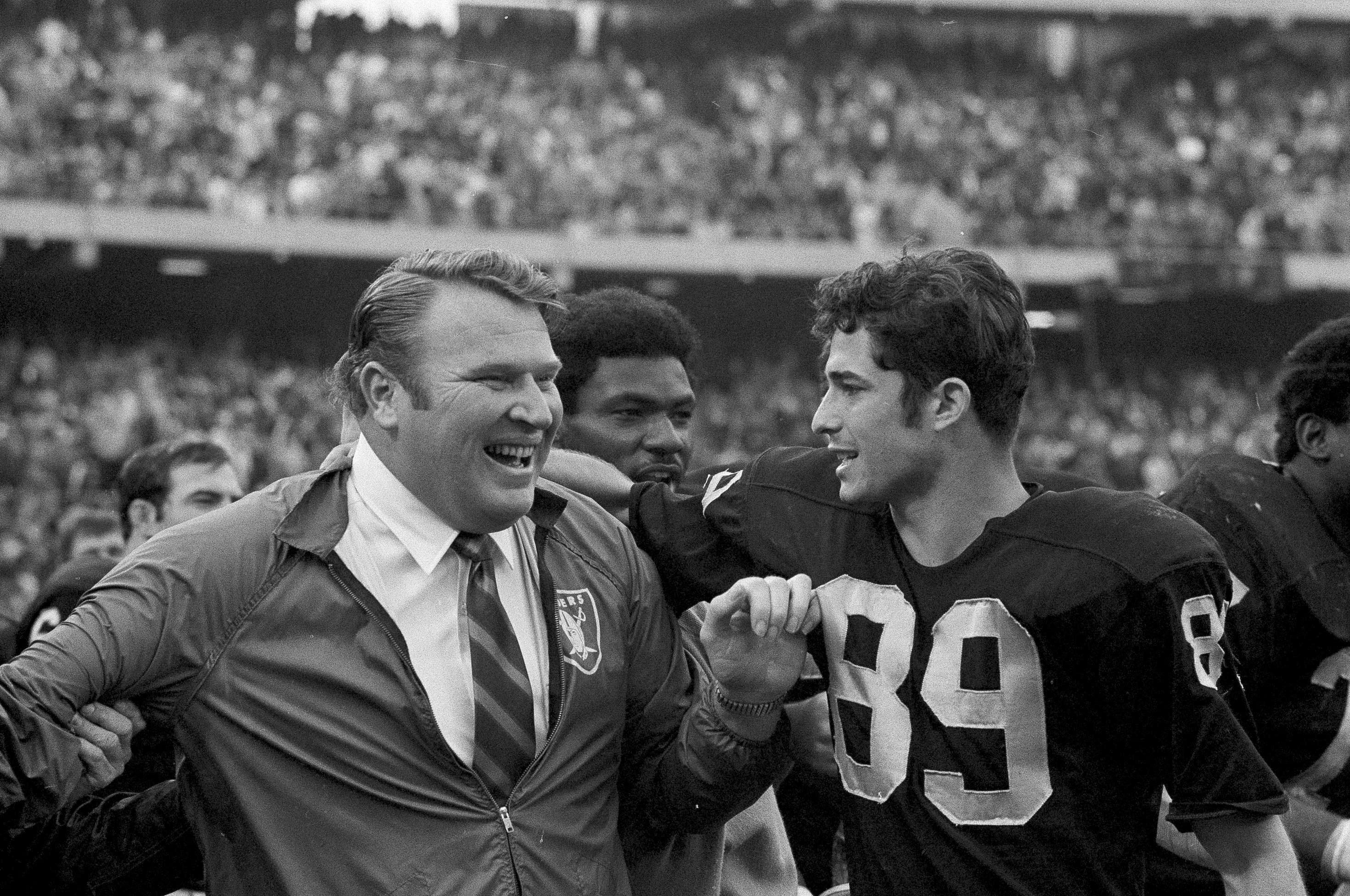 John Madden Dead: NFL Broadcaster, Oakland Raiders Coach Was 85 – The  Hollywood Reporter